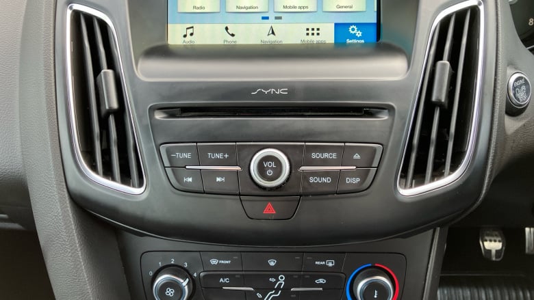 Ford Focus 1.0 EcoBoost 140 ST-Line Navigation 5dr Petrol Hatchback